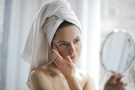 The Age Factor: Addressing Dry Skin in Aging